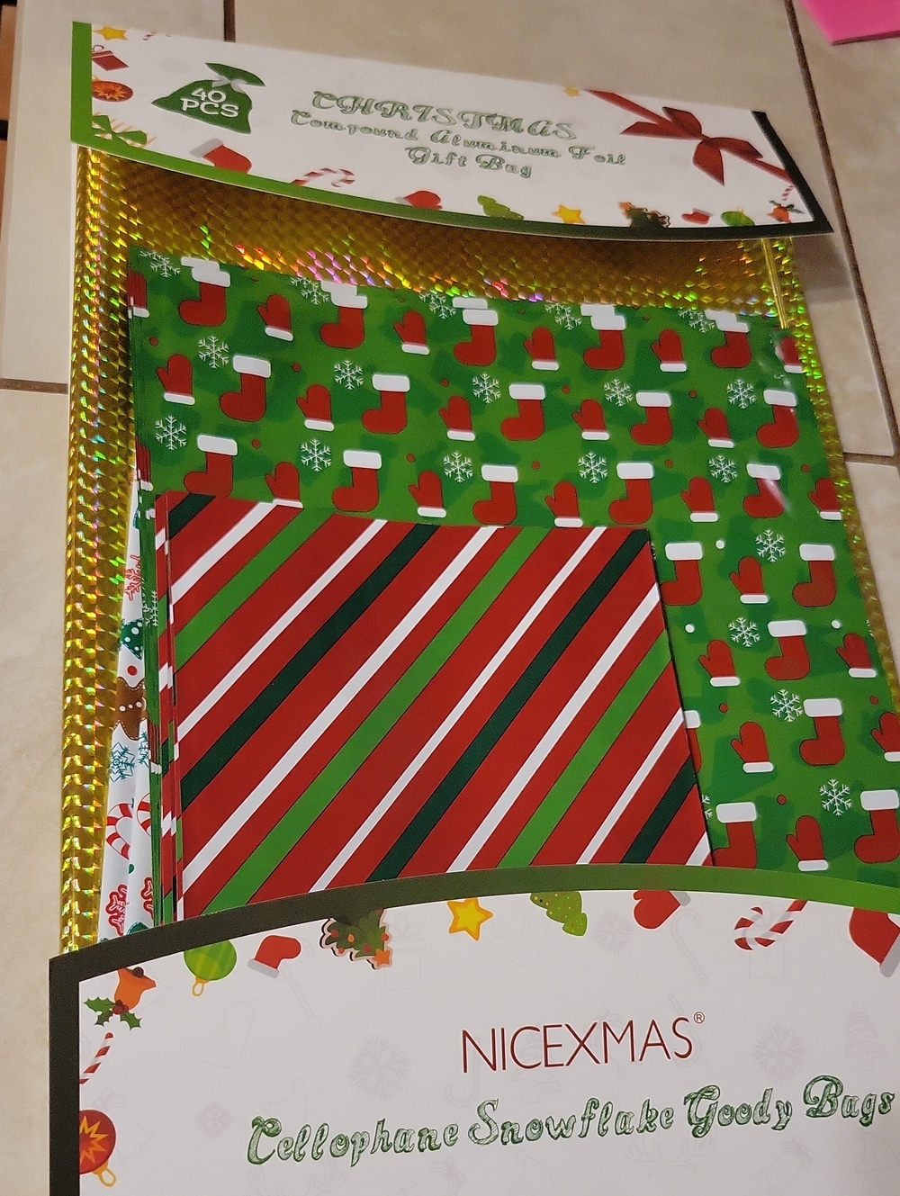 22 Pieces Christmas Holiday Foil Gift Bags Assorted Sizes Designs